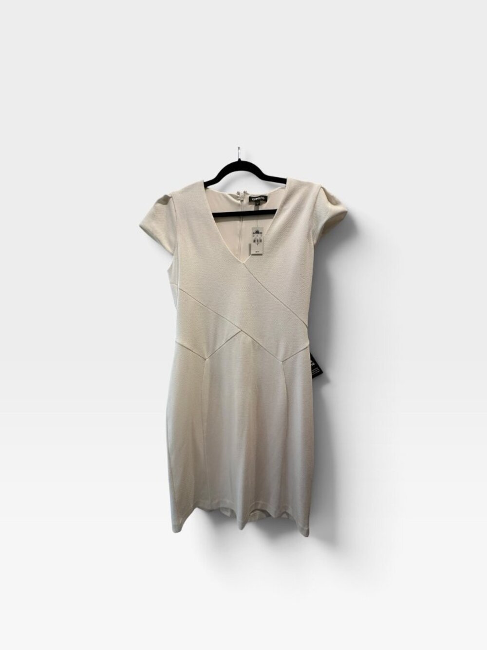 Express NWT White V-Neck Sheath Dress Size M
